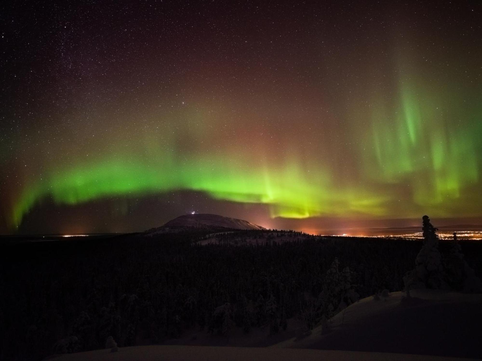 Santa's Aurora & Igloos Luosto